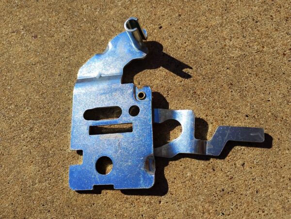 LG REFRIGERATOR DOOR HINGE for model #LFXS26596S