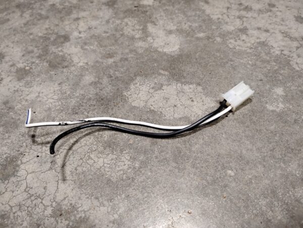 Maytag Dryer 2 pin electrical connector harness plug #44421 for #MEDC300BW0